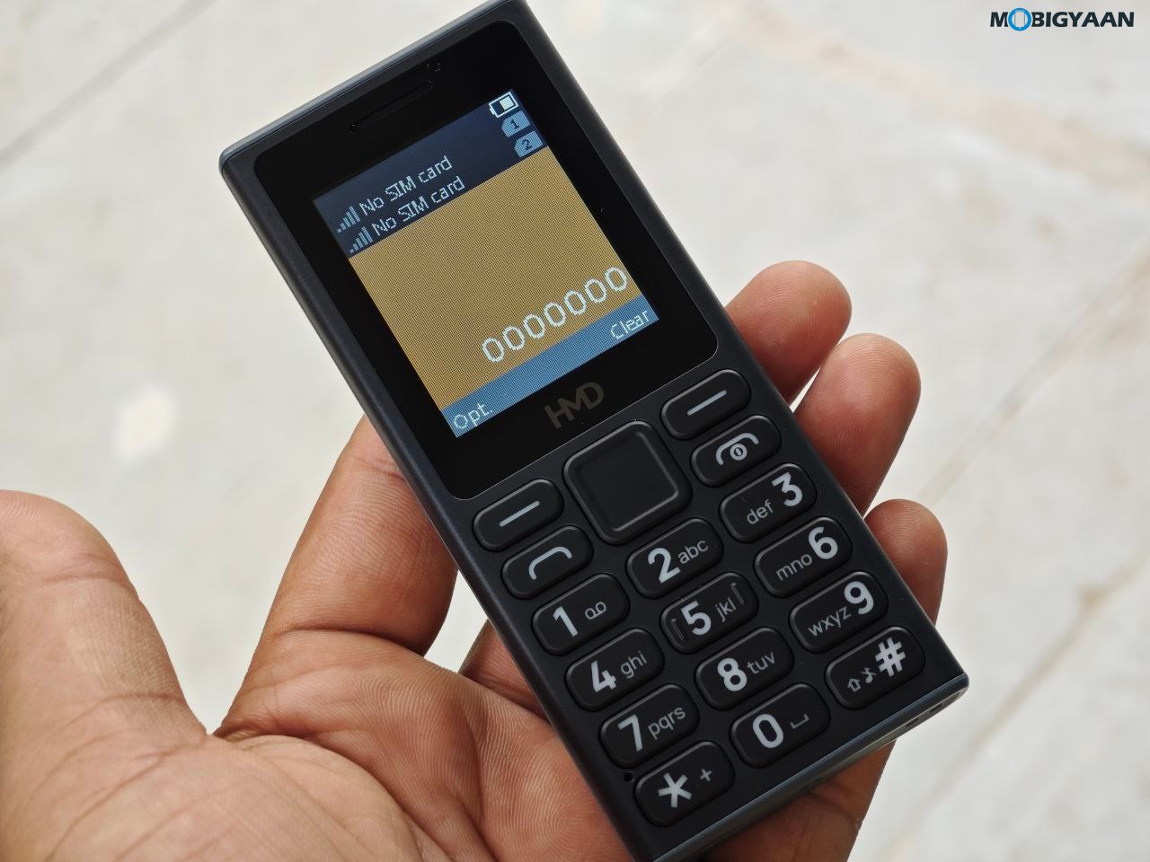 HMD 105 Feature Phone Review 1