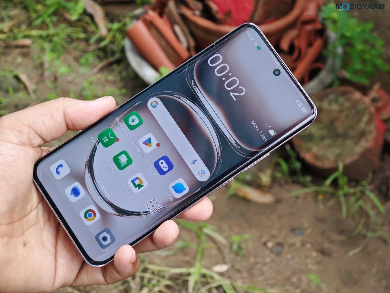 OPPO Reno12 5G Review Design Display Cameras Build Quality 3