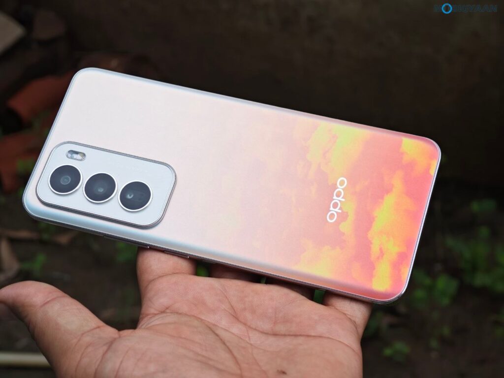 OPPO Reno12 5G Review Design Display Cameras Build Quality 9