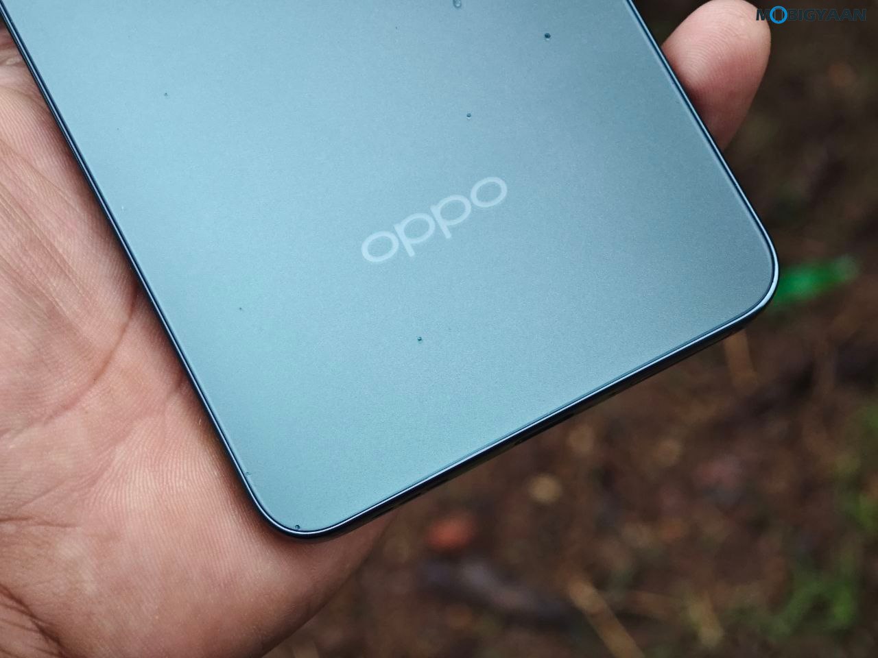 OPPO F27 5G Review Design Display Cameras Build Quality 16