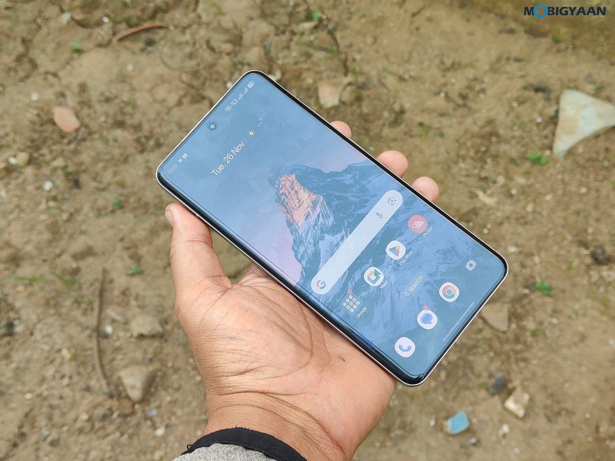 realme GT7 Pro Review Design Display Cameras Build Quality India 3