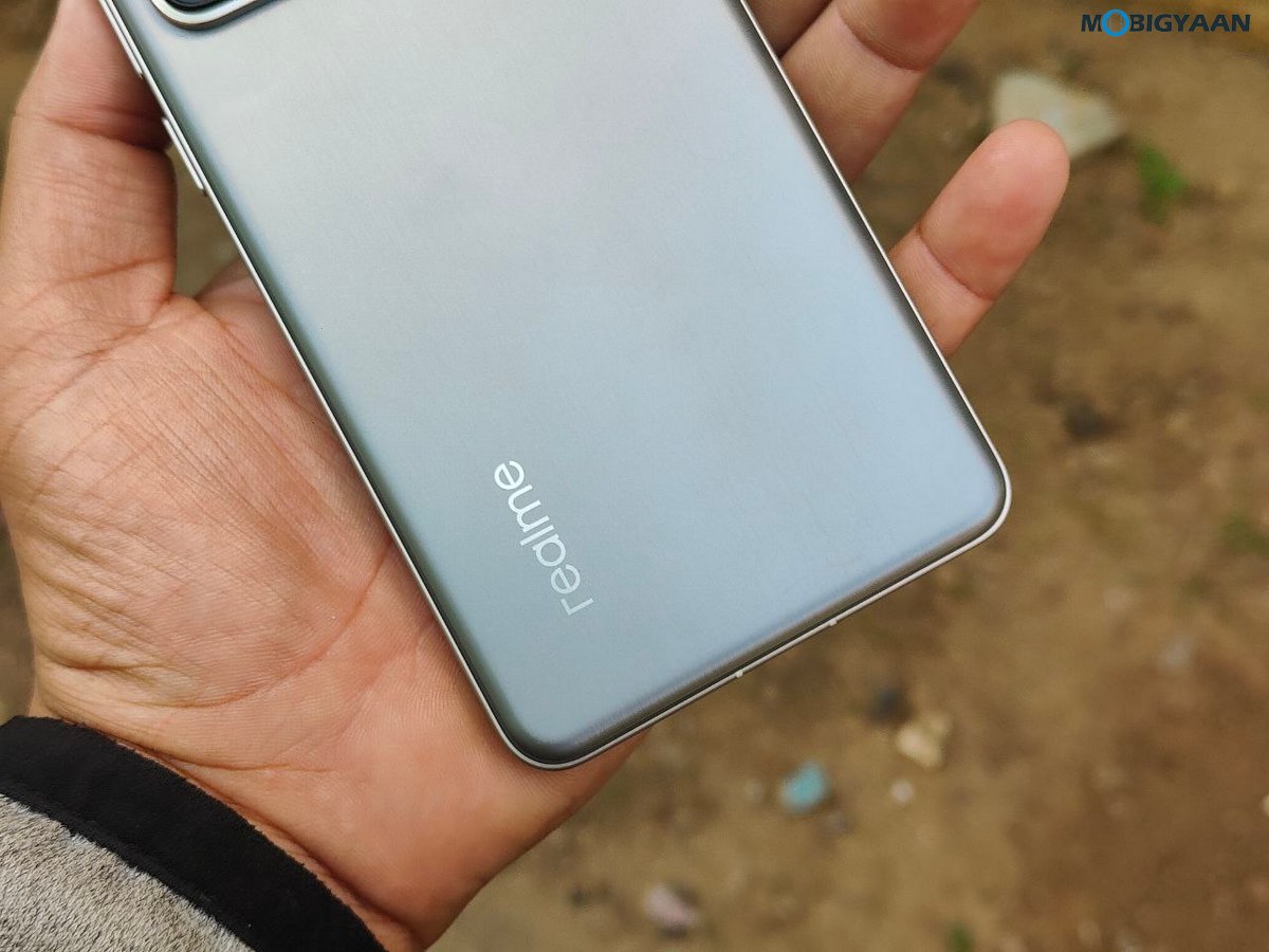 realme GT7 Pro Review Design Display Cameras Build Quality India 6