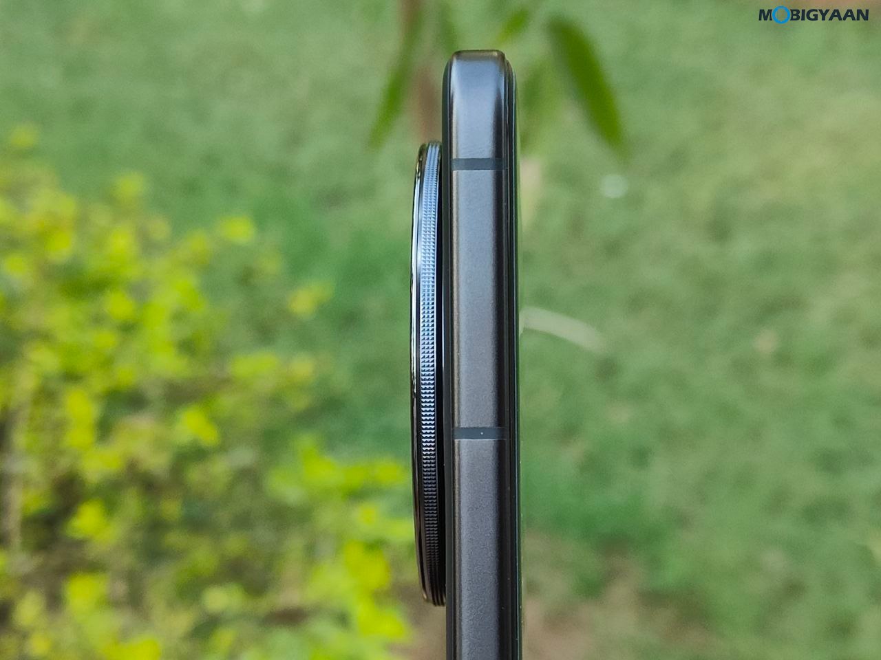 vivo X200 Review Design Display Cameras Build Quality 7