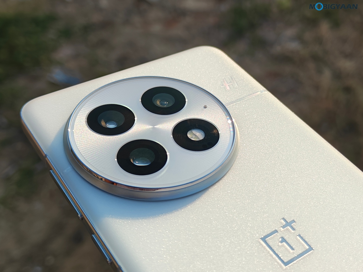 OnePlus 13 Review Design Display Cameras Build Quality 11