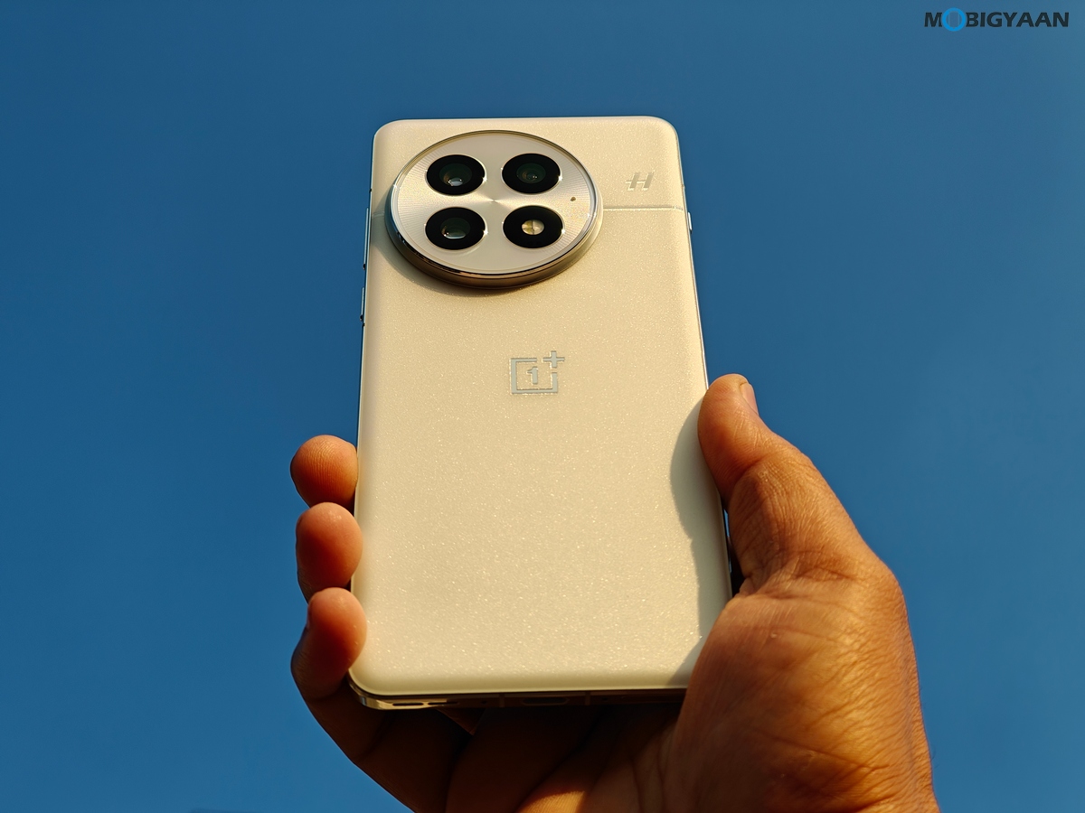 OnePlus 13 Review Design Display Cameras Build Quality 26