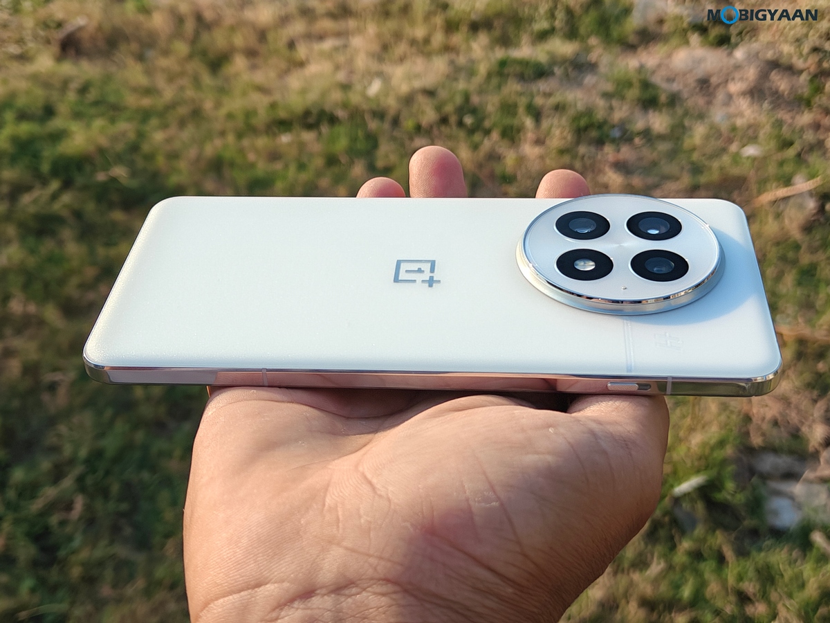 OnePlus 13 Review Design Display Cameras Build Quality 3